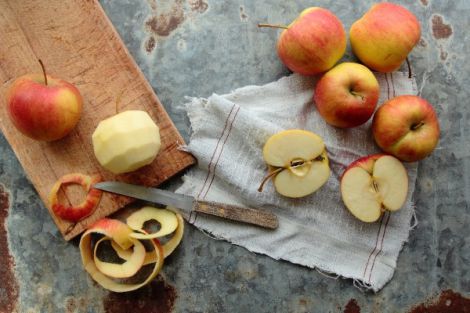 Вживання яблук зі шкіркою