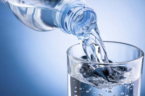 Як правильно пити воду?