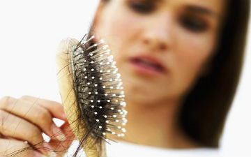 Вітаміни та ефірні олії - проти ламкого волосся
