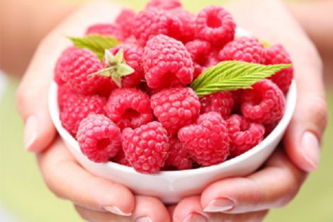 Улюблену багатьма ягоду назвали простим засобом для довголіття