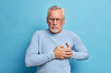 Інфаркт у чоловіка: коли варто насторожитись?