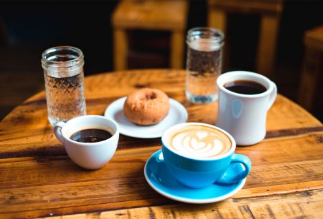 Зробити ранкову каву максимально корисною допоможе проста спеція