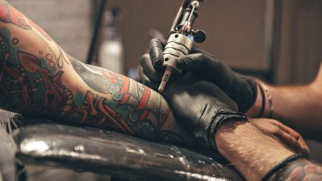Як вибрати татуювальника
