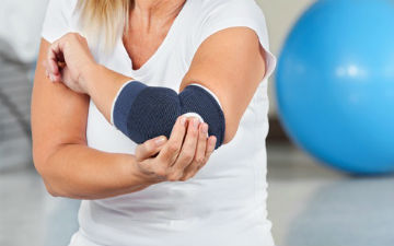 Болі в суглобах можуть бути обумовлені зашлакованістю організму, в першу чергу, кишечника