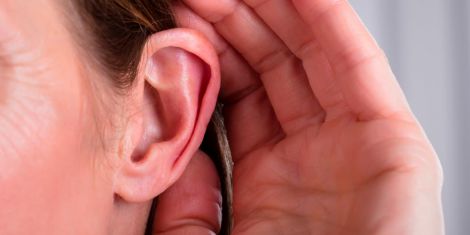 Лікування вродженої глухоти