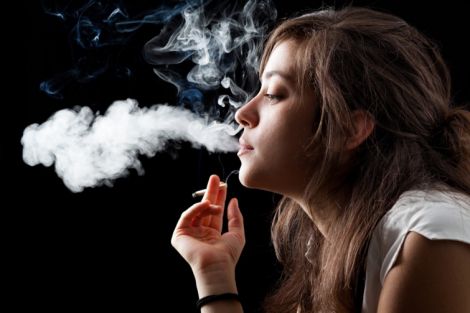 Куріння може провокувати психози
