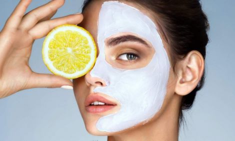 Відбілювальна маска для обличчя з лимоном