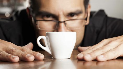 Лікарі-дієтологи назвали людей, яким ніколи не можна пити каву