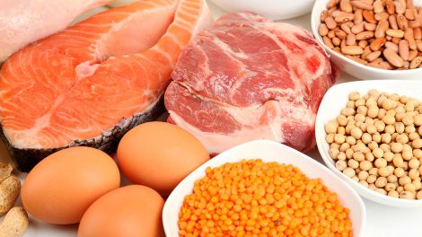 Від холестерину та для довголіття: чим корисні продукти з високим вмістом білка