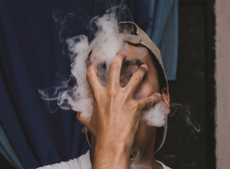 Як куріння дорослих може вплинути на здоров'я дітей