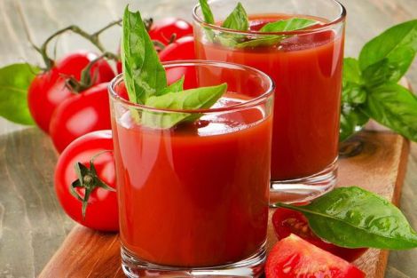 Смачний та корисний томатний сік для нашого здоров'я