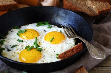 Яйця на сніданок