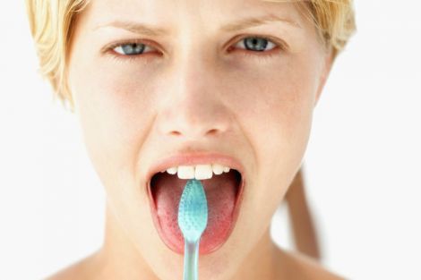 Важливість чистки язика