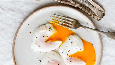 Яйця пашот на сніданок
