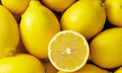 Чому цієї зими вам треба тримати поруч зі своїм ліжком нарізаний лимон
