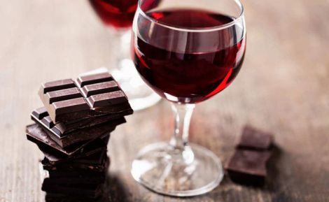 Червоне вино знижує ризик зараження коронавірусом