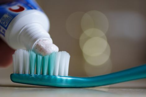 Небезпека зубної пасти