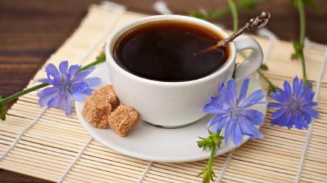 Як підбадьоритися без кави: смачні та корисні замінники