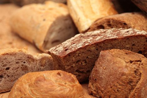 Названо найпоширеніші міфи про хліб, в які треба перестати вірити