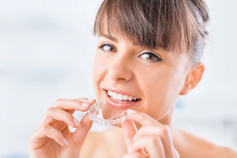 Протипоказання для відбілювання зубів