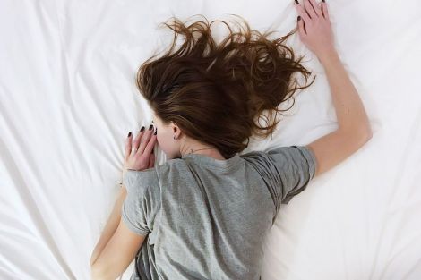Невролог назвав способи подолати безсоння