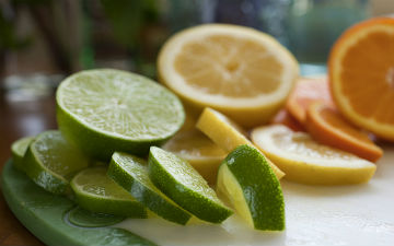 Запах апельсина, лайма і лимона стимулює мозкову діяльність