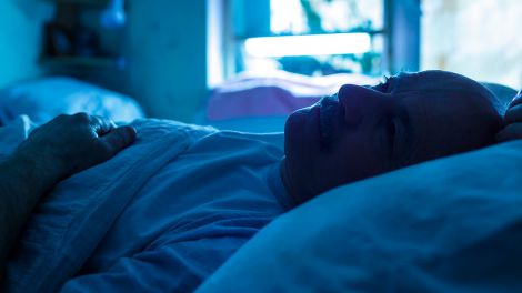 Як позбутися тривожності перед сном: поради експерта
