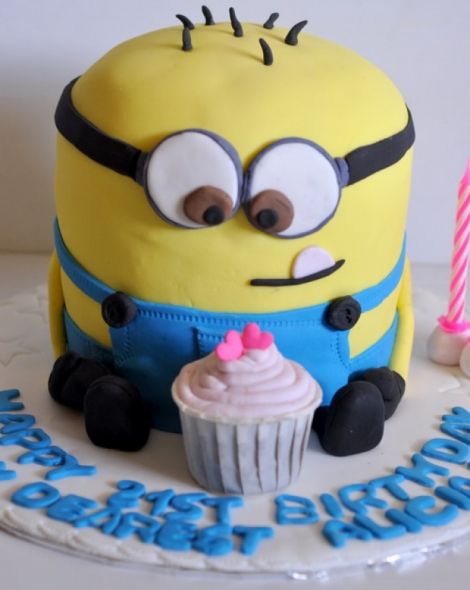 9196860-r3l8t8d-650-cute-birthday-cakes-with-cupcake-for-boys-1.jpg (34.03 Kb)
