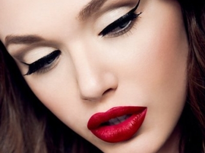 red_lips_makeup.jpg (66.11 Kb)