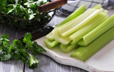 Чому очистка організму селерою - це лише міф Чому очистка організму селерою - це лише міф